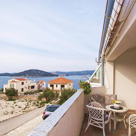 Apartment Meri Razanj With Sea View Kültér fotó