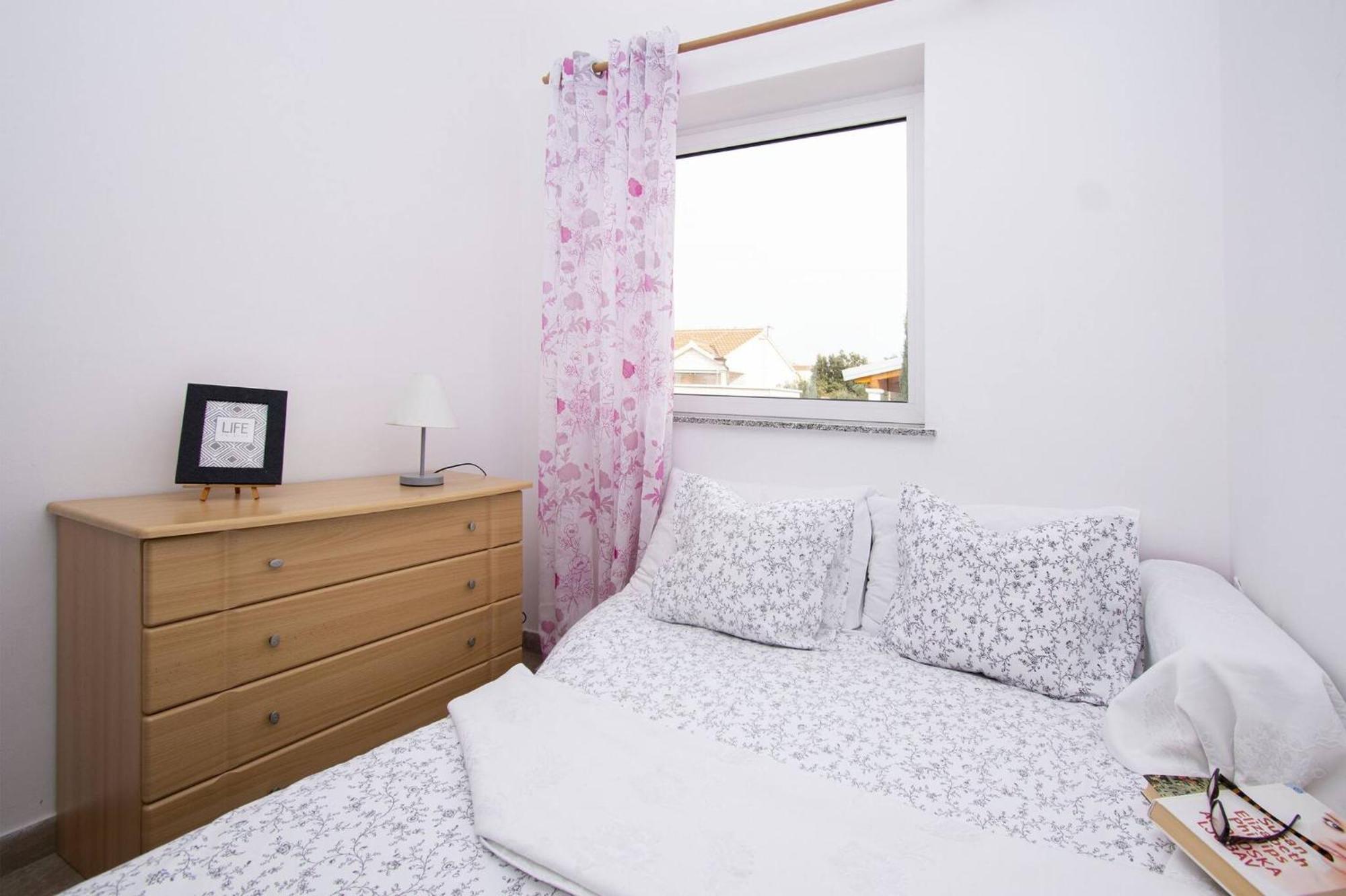 Apartment Meri Razanj With Sea View Kültér fotó